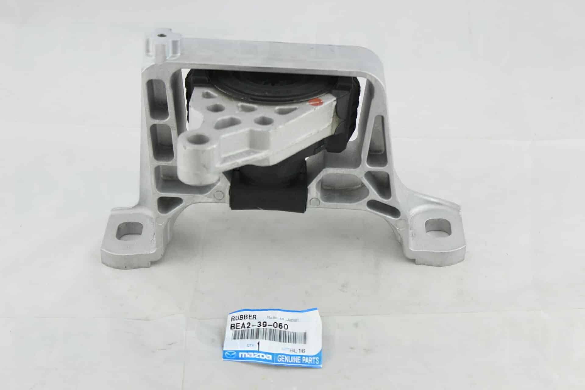 SOPORTE MOTOR DERECHO ORIGINAL MAZDA 3